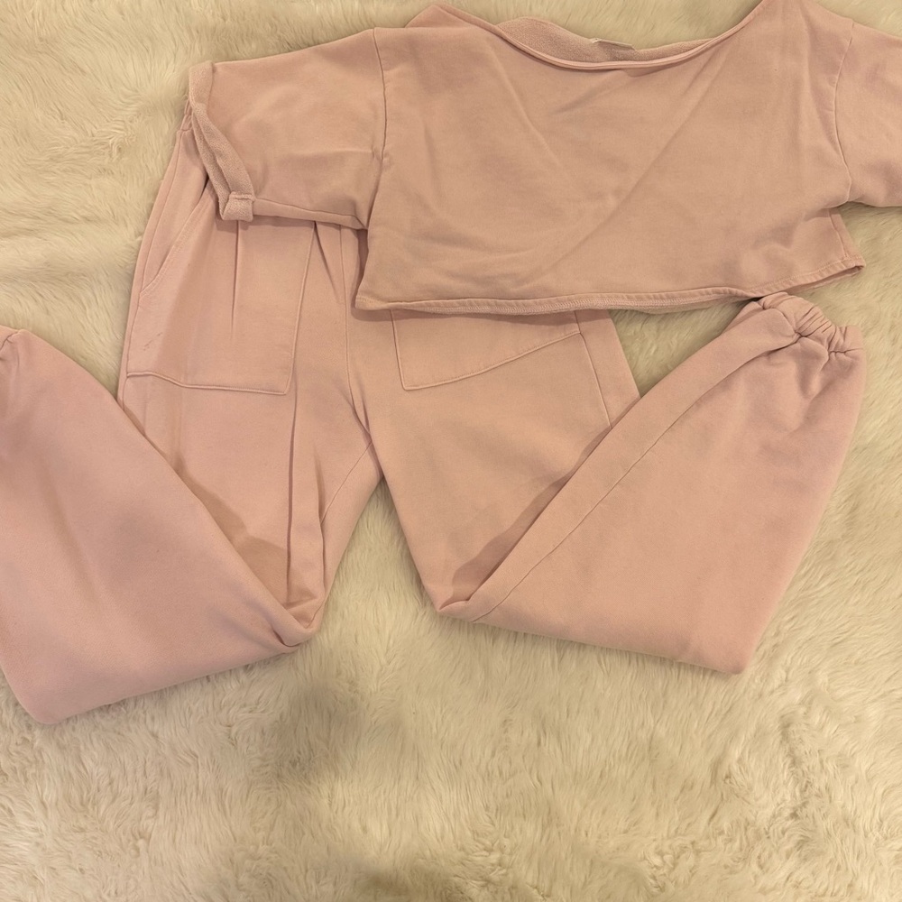 LOVERS & FRIENDS OFF SHOULDER LOUNGE SET